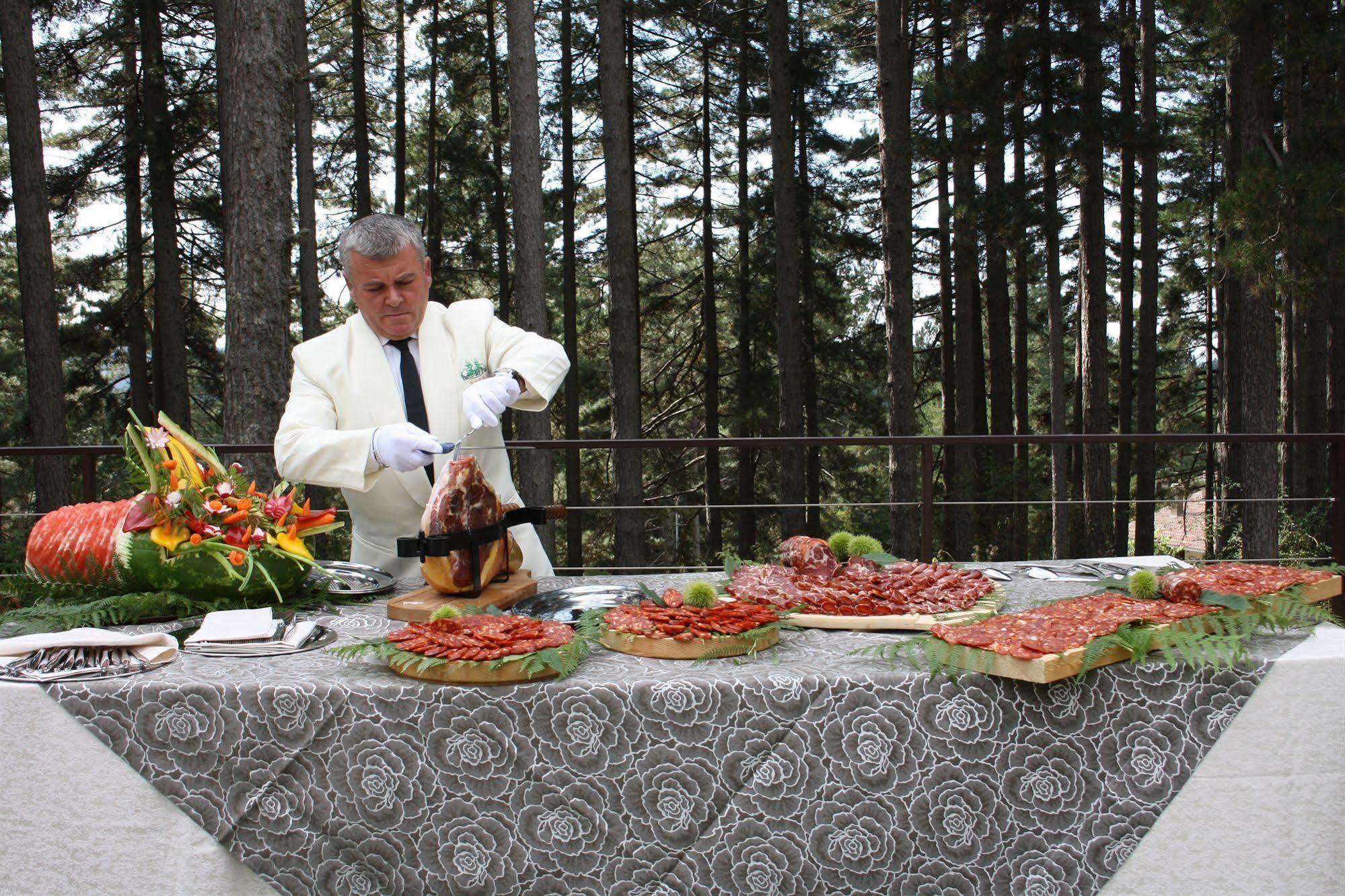 Parco Dei Pini - Sila Wellness Hotel Taverna  Εξωτερικό φωτογραφία